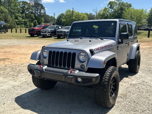 Used 2018 Jeep Wrangler Unlimited Sport w/ Dual Top Group AWD/4WD image 1