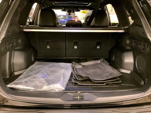 Certified 2025 Subaru Forester Limited image 34