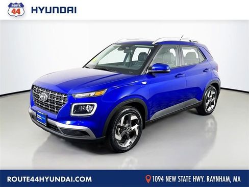 Certified 2024 Hyundai Venue Limited image 1