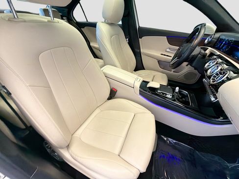 Used 2019 Mercedes-Benz A 220 image 16