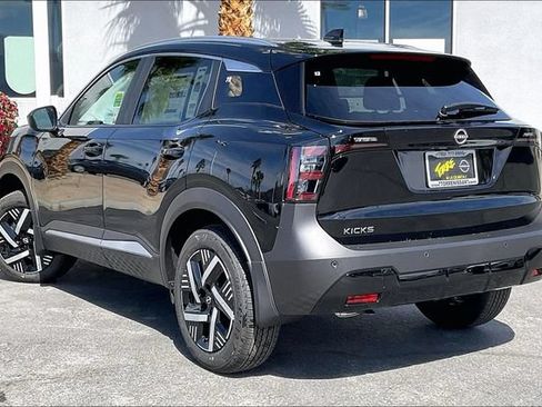 New 2026 Nissan Kicks SV w/ Cold Weather Package FWD image 2