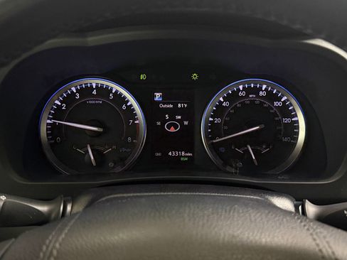 Used 2019 Toyota Highlander XLE AWD/4WD image 61