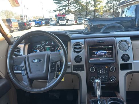 Used 2014 Ford F150 Lariat w/ Equipment Group 502A Luxury image 11