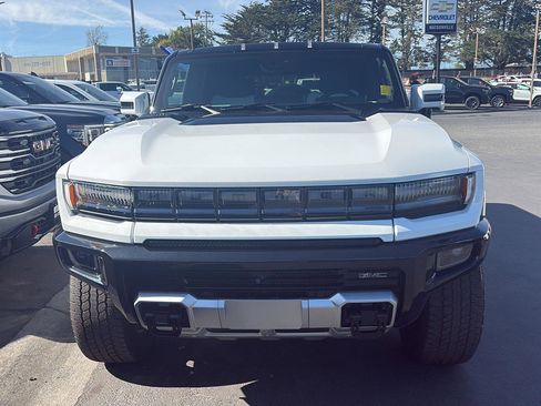 Used 2025 GMC Hummer EV 3X w/ LPO, Dark Essentials Package AWD/4WD image 8