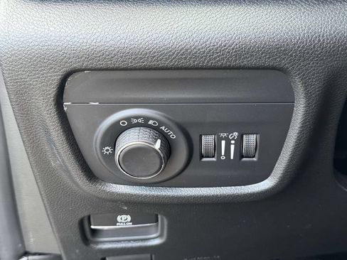 New 2025 Jeep Grand Cherokee 4WD image 29