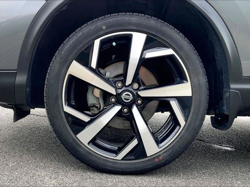 Used 2022 Nissan Rogue Sport SL AWD/4WD image 9