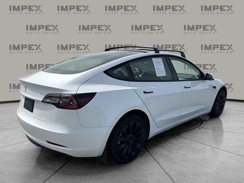 Used 2021 Tesla Model 3 Standard Range Plus RWD image 5