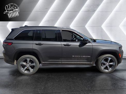 New 2026 Jeep Grand Cherokee Limited AWD/4WD image 6