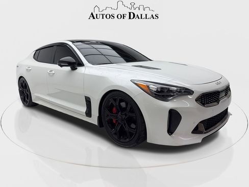 Used 2023 Kia Stinger GT2 image 2