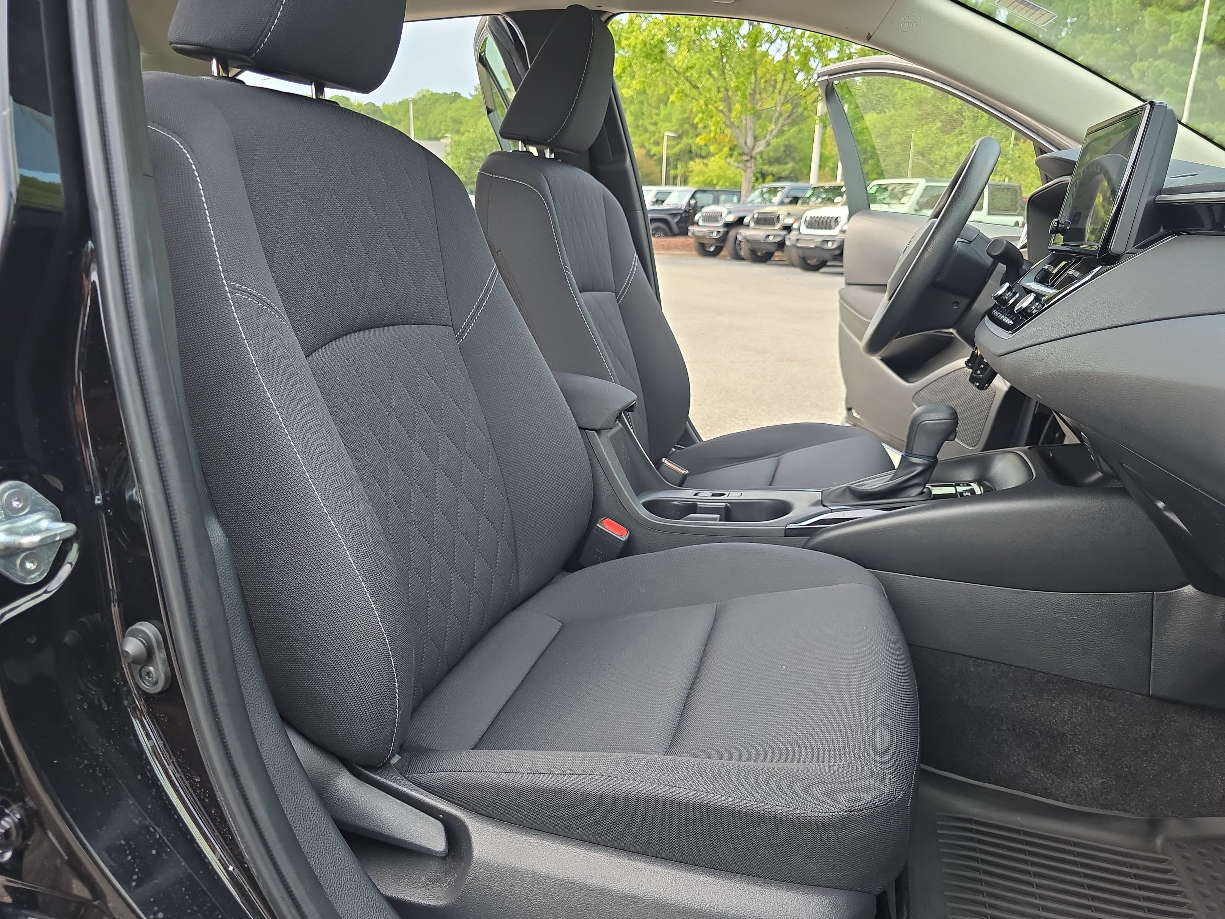 Used 2023 Toyota Corolla LE FWD image 10