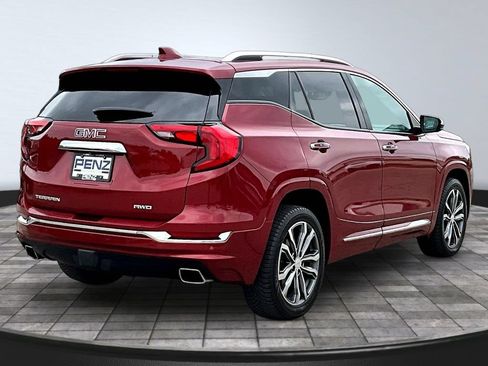 Used 2019 GMC Terrain Denali w/ Advanced Safety Package AWD/4WD image 7