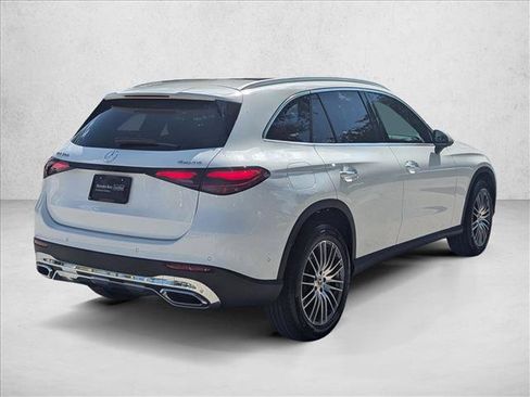 Certified 2026 Mercedes-Benz GLC 300 4MATIC image 5
