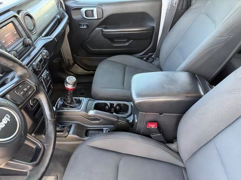 Used 2020 Jeep Wrangler Unlimited Sport S AWD/4WD image 16