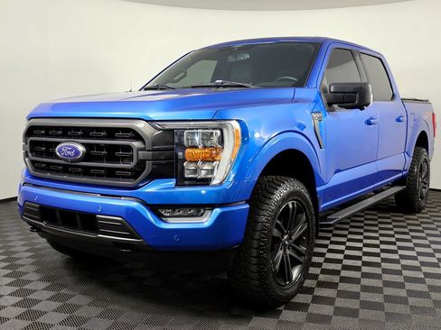 Used 2021 Ford F150 XLT w/ Equipment Group 302A High AWD/4WD image 3