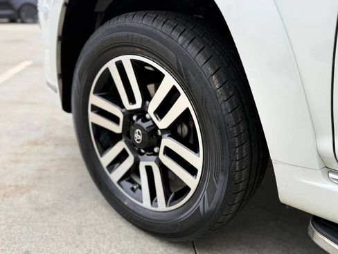 Used 2015 Toyota 4Runner Limited AWD/4WD image 22