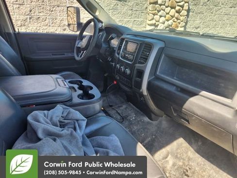 Used 2017 RAM 5500 Tradesman w/ Chrome Appearance Group AWD/4WD image 10