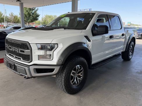 Used 2018 Ford F150 Raptor AWD/4WD image 3