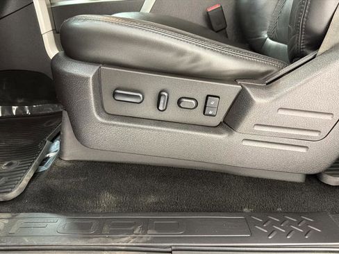 Used 2011 Ford F150 Raptor w/ Raptor Luxury Pkg image 20