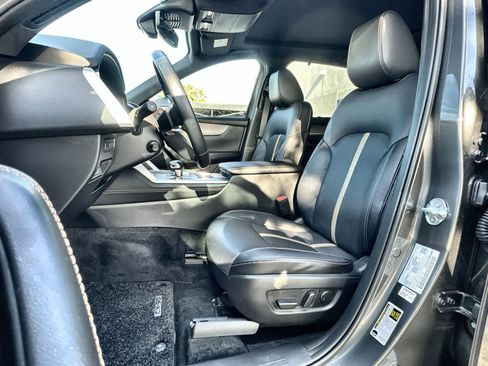 Used 2025 MAZDA CX-90 3.3 Turbo S w/ Premium Package image 18