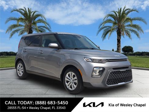 Certified 2022 Kia Soul LX image 1