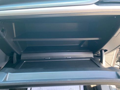Used 2015 Ford Fusion SE FWD image 32