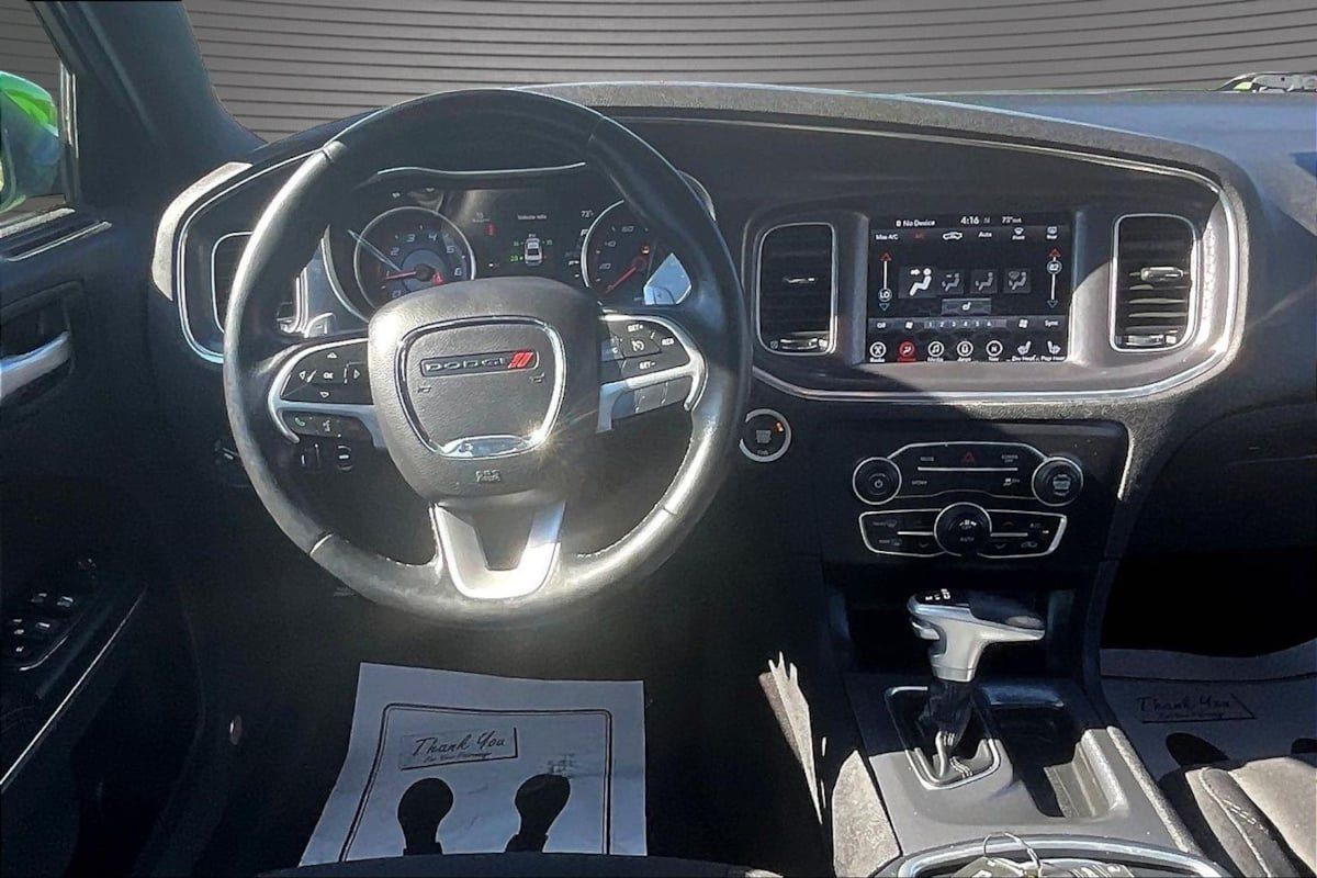 Used 2017 Dodge Charger SXT w/ Rallye Group RWD image 8