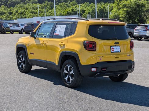 Used 2019 Jeep Renegade Trailhawk w/ LED Lighting Group AWD/4WD image 7
