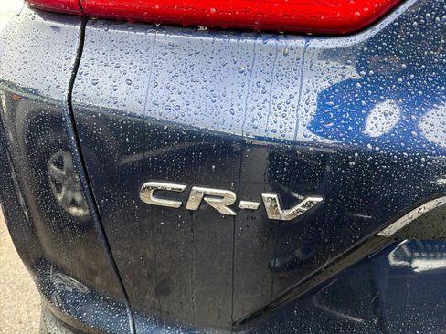 Used 2018 Honda CR-V LX image 9