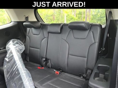 Used 2021 Kia Telluride SX w/ Towing Package FWD image 11
