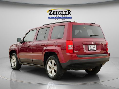 Used 2015 Jeep Patriot Sport w/ Power Value Group FWD image 6