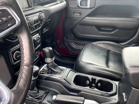 Used 2021 Jeep Wrangler Unlimited Sahara AWD/4WD image 11
