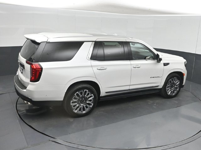 Used 2023 GMC Yukon Denali Ultimate AWD/4WD image 43