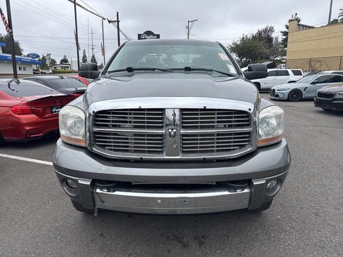 Used 2006 Dodge Ram 2500 Truck Laramie image 2