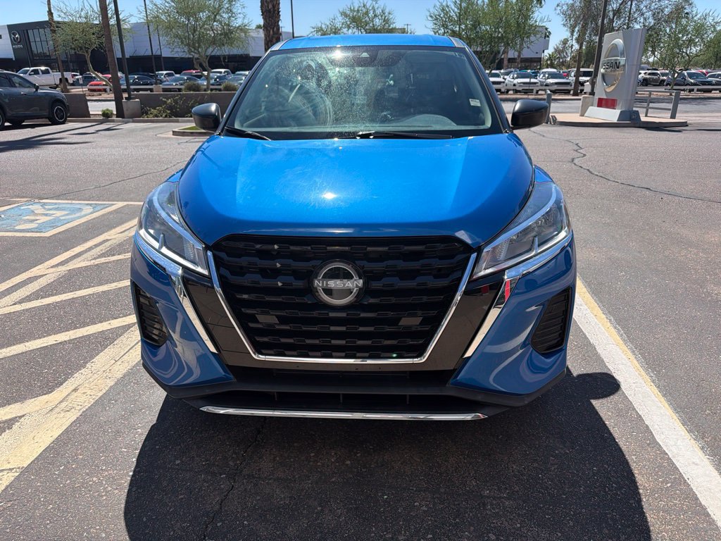 Used 2024 Nissan Kicks S FWD image 2