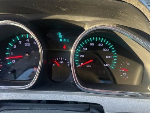 Used 2011 Chevrolet Traverse LS image 11