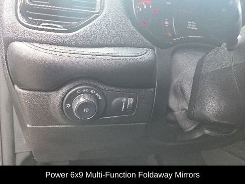 Used 2021 Dodge Durango GT RWD image 17
