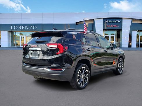 Used 2024 GMC Terrain SLT FWD image 5