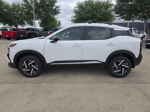 New 2026 Nissan Kicks SV FWD image 6