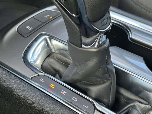 Used 2024 Chevrolet Malibu LT image 25