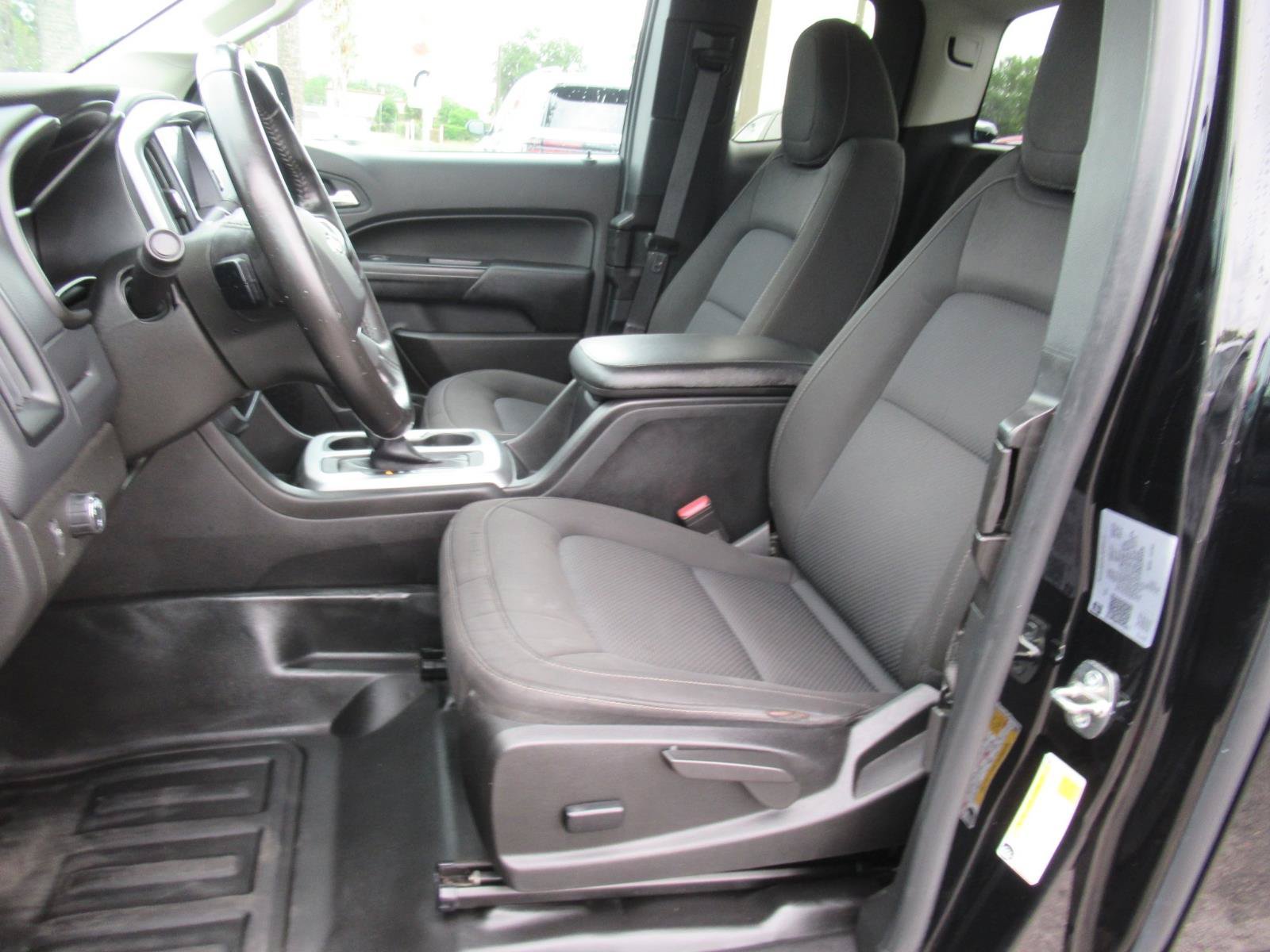 Used 2022 Chevrolet Colorado LT w/ Fleet Safety Package RWD image 20
