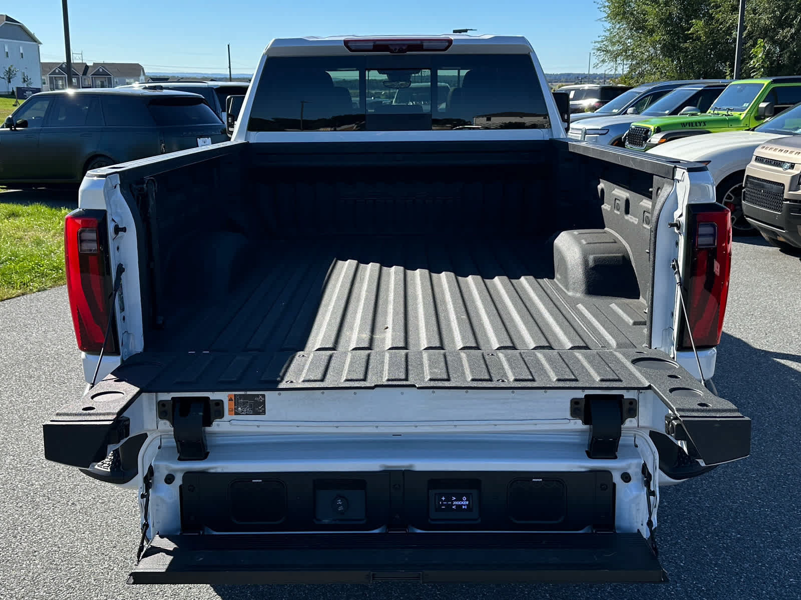 Used 2024 GMC Sierra 2500 Denali Ultimate w/ Snow Plow Prep/Camper Package AWD/4WD image 43