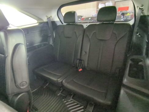 Used 2023 Kia Sorento SX AWD/4WD image 33