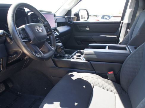 Used 2024 Toyota Tundra SR5 w/ SR5 Convenience Package AWD/4WD image 12
