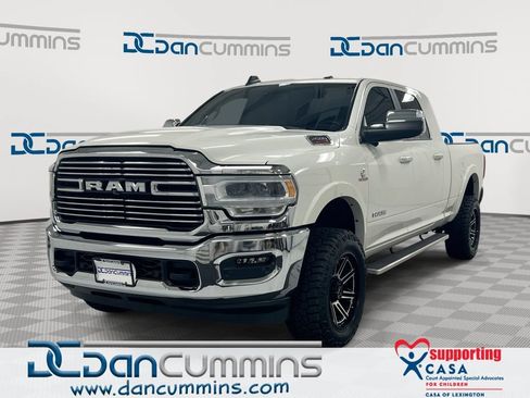 Used 2022 RAM 2500 Laramie AWD/4WD image 1