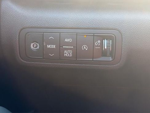 New 2027 GMC Terrain AT4 w/ Convenience Package III AWD/4WD image 32