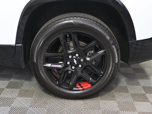 Used 2018 Chevrolet Traverse Premier w/ Redline Edition AWD/4WD image 21