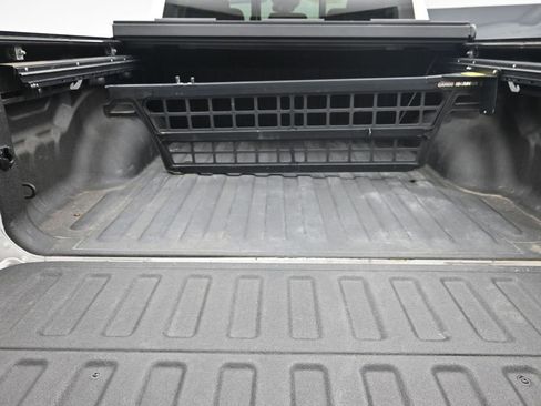 Used 2019 RAM 1500 Limited AWD/4WD image 11