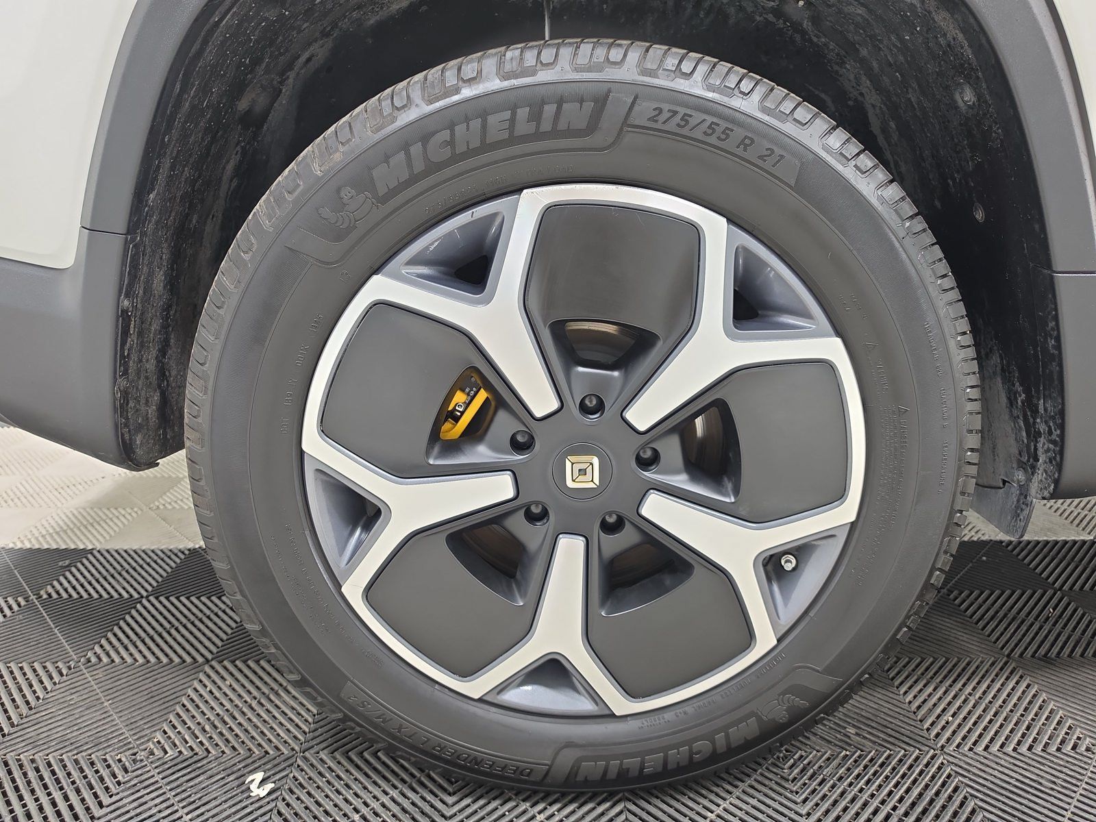 Used 2023 Rivian R1T Adventure Quad AWD/4WD image 12