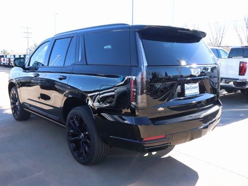 New 2026 Cadillac Escalade Platinum Sport w/ LPO, ONYX Package image 26