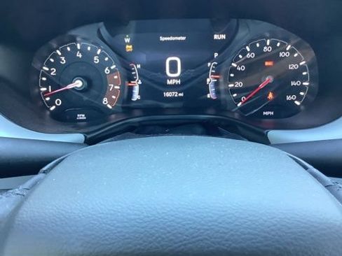 Used 2025 Jeep Compass Limited AWD/4WD image 11